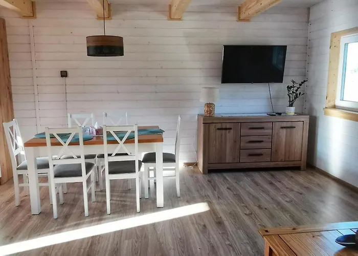 Freedom House * Dolina (Klodzko)